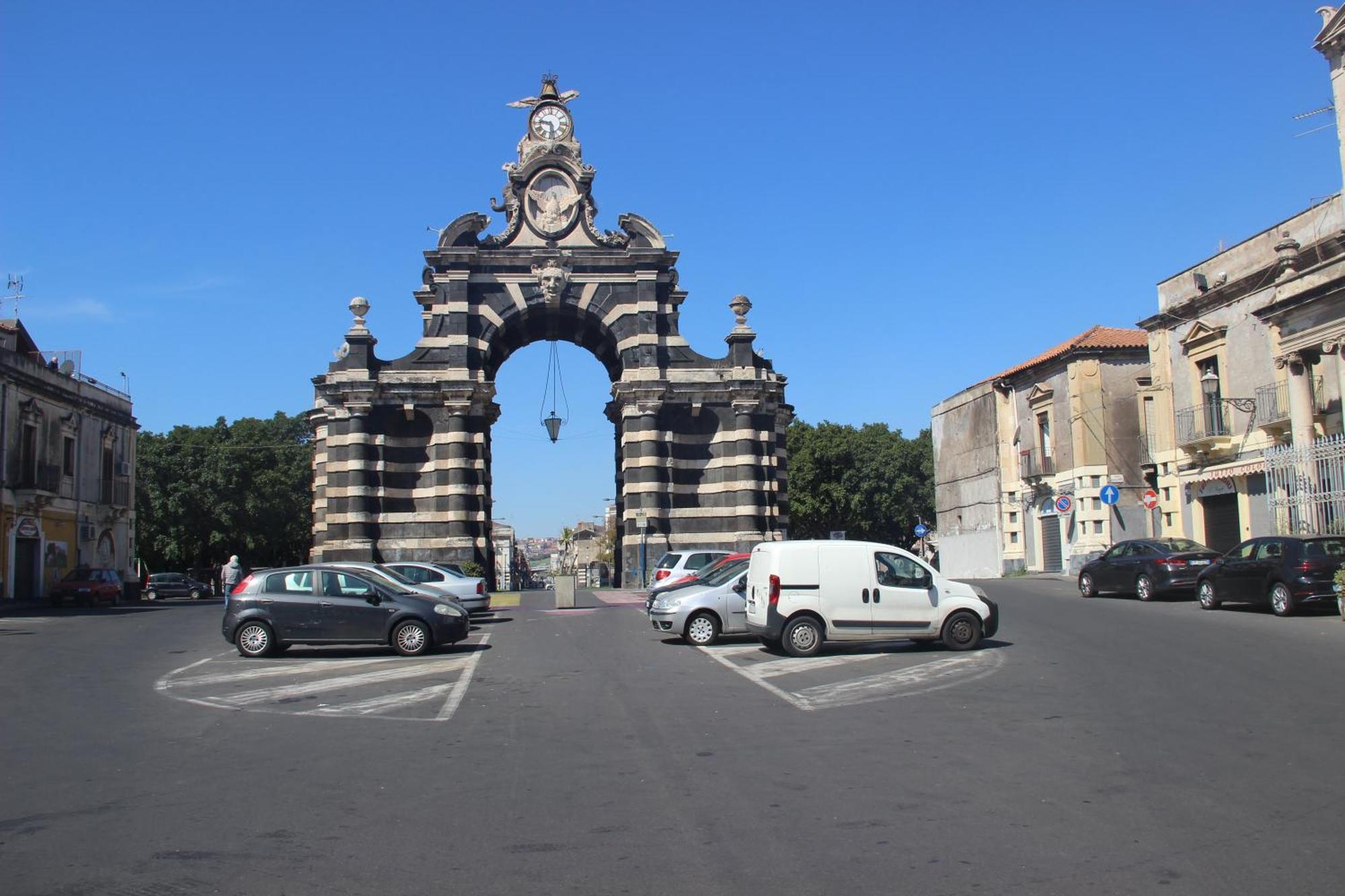 Appartamento Fortino House Catania Luaran gambar